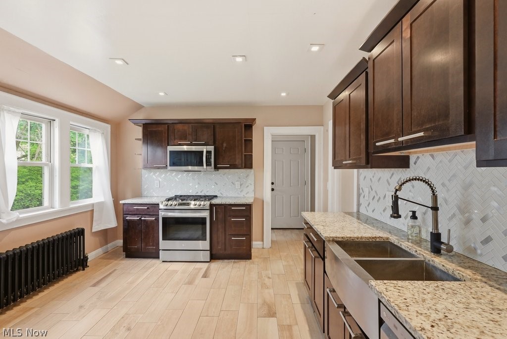 3871 Mayfield Road Cleveland Heights OH 44121