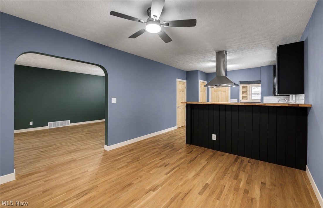 2127 Marlindale Road Cleveland Heights OH 44118