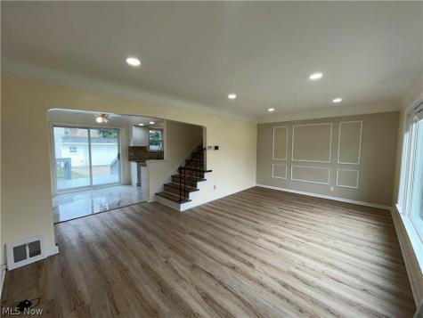 9316 Alexander Road Garfield Heights OH 44125