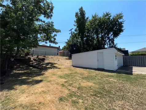 9316 Alexander Road Garfield Heights OH 44125