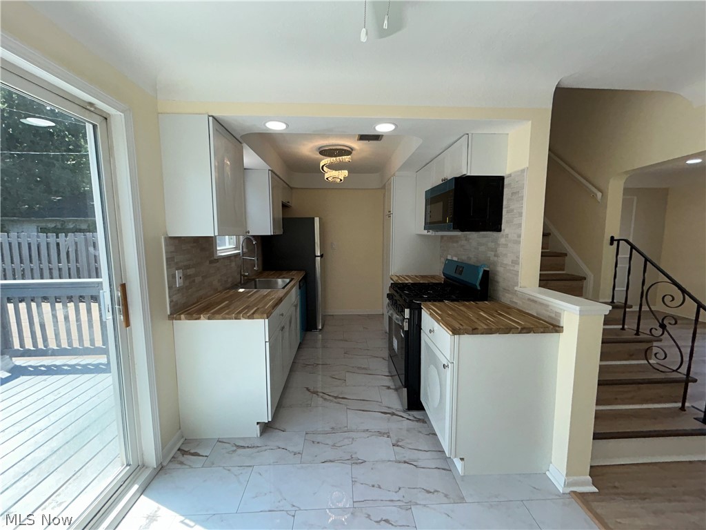 9316 Alexander Road Garfield Heights OH 44125