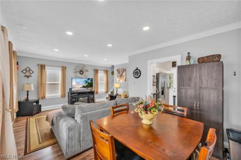 7803 Snow Road Parma OH 44129