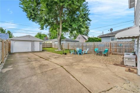 7803 Snow Road Parma OH 44129