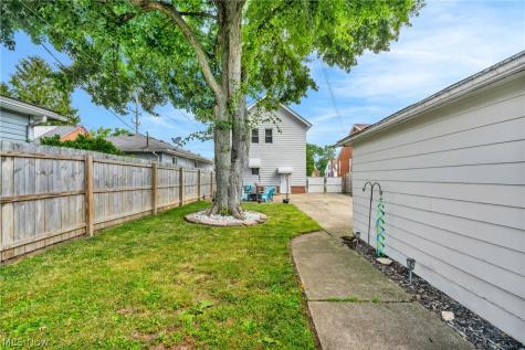 7803 Snow Road Parma OH 44129