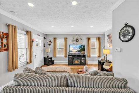 7803 Snow Road Parma OH 44129