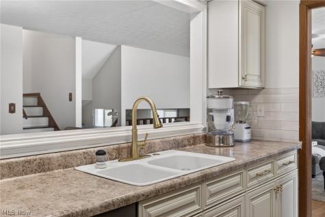 286 E 310th Street Willowick OH 44095