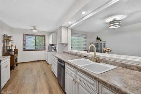 286 E 310th Street Willowick OH 44095