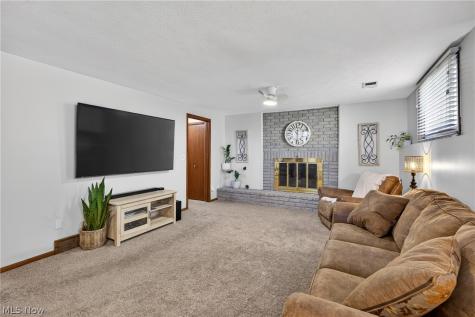 286 E 310th Street Willowick OH 44095