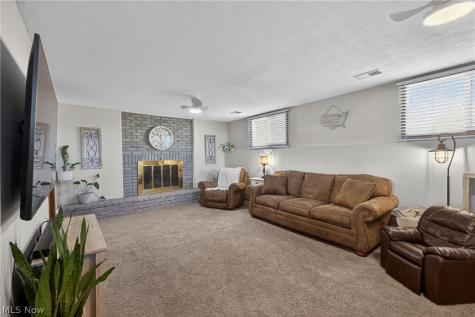 286 E 310th Street Willowick OH 44095
