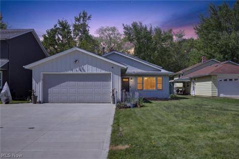 286 E 310th Street Willowick OH 44095