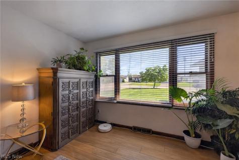 286 E 310th Street Willowick OH 44095