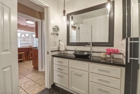 27065 Lake Road Bay Village OH 44140