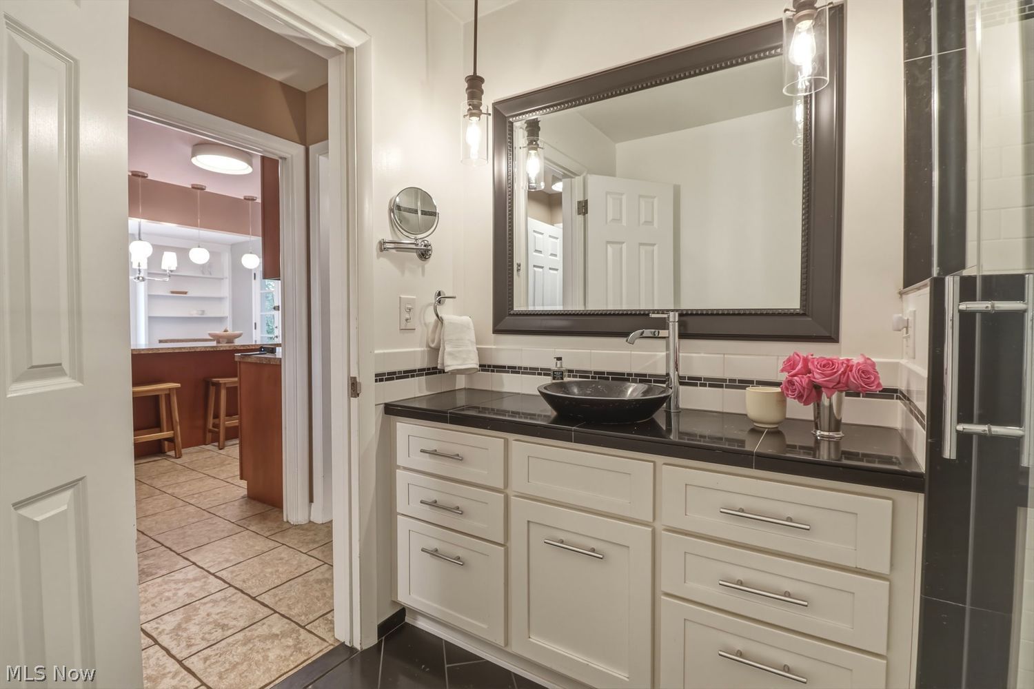 27065 Lake Road Bay Village OH 44140