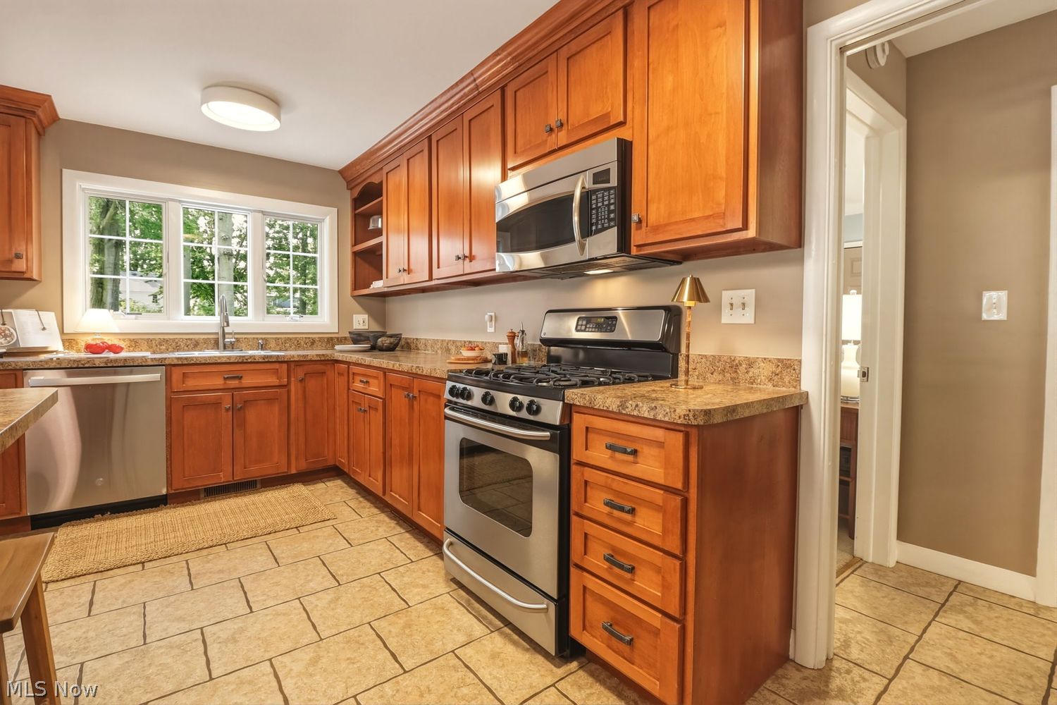 27065 Lake Road Bay Village OH 44140