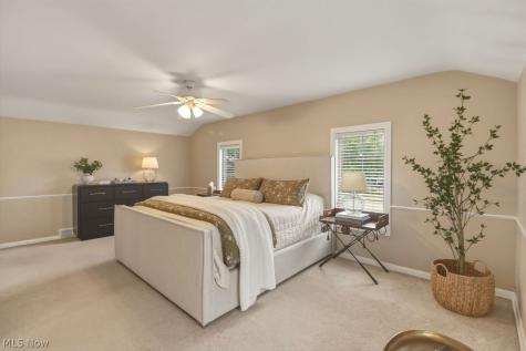 27065 Lake Road Bay Village OH 44140