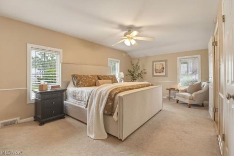 27065 Lake Road Bay Village OH 44140