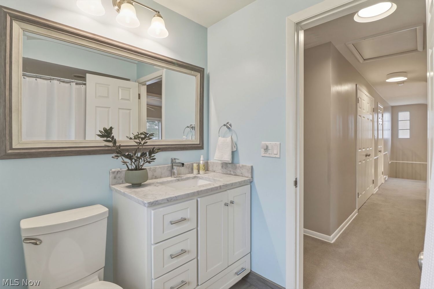 27065 Lake Road Bay Village OH 44140