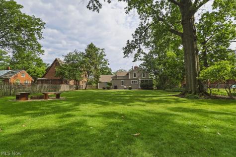 27065 Lake Road Bay Village OH 44140