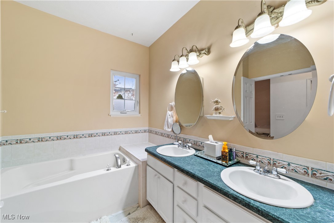 4461 Sexton Road Cleveland OH 44105
