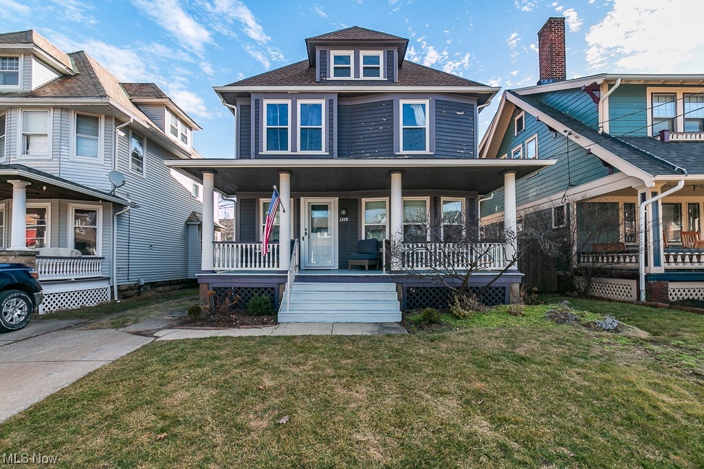 1379 Hall Avenue Lakewood OH 44107