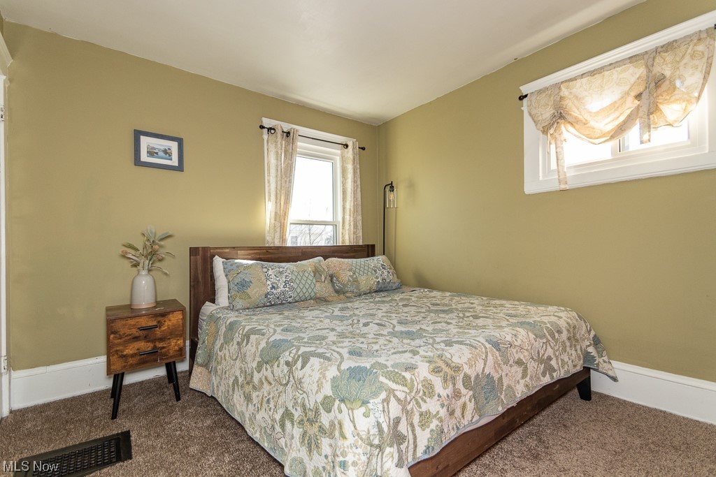 1379 Hall Avenue Lakewood OH 44107