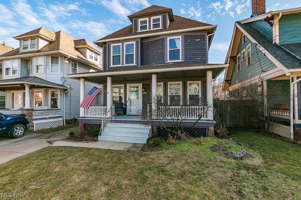 1379 Hall Avenue Lakewood OH 44107