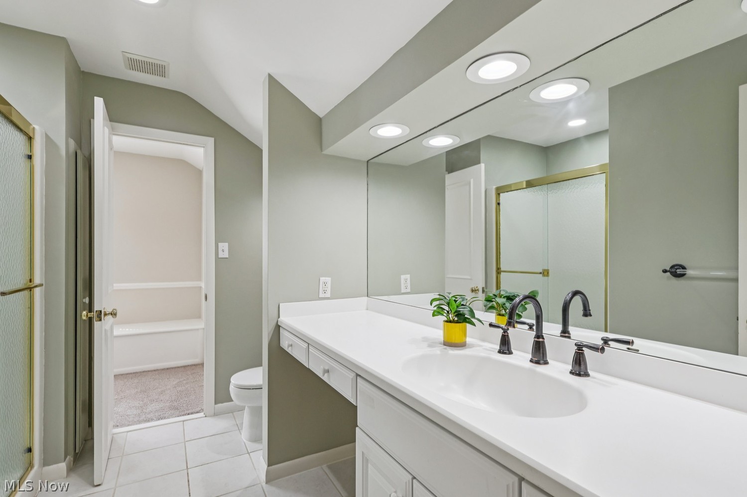 5983 Briardale Lane Solon OH 44139