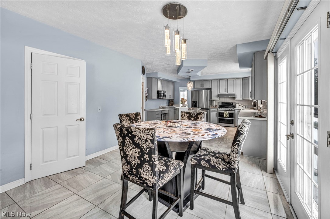 1273 Muchney Circle Akron OH 44312