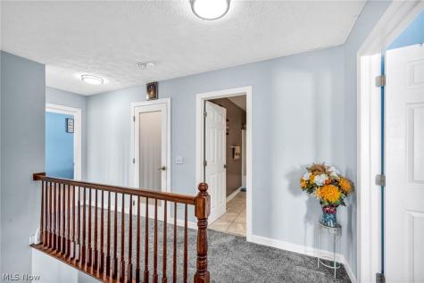 1273 Muchney Circle Akron OH 44312