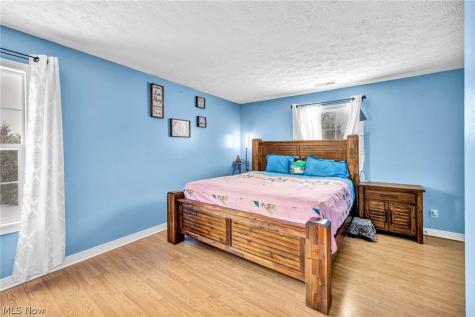 1273 Muchney Circle Akron OH 44312