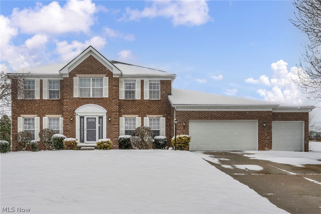 1273 Muchney Circle Akron OH 44312