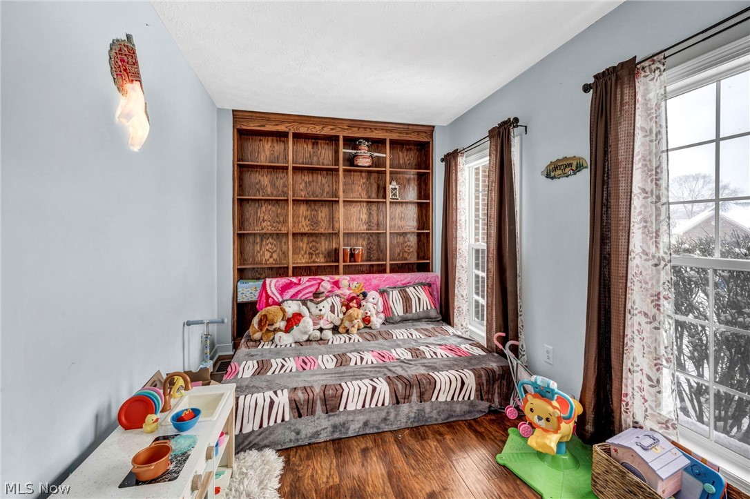 1273 Muchney Circle Akron OH 44312