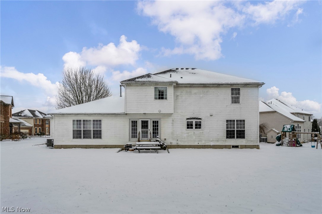 1273 Muchney Circle Akron OH 44312