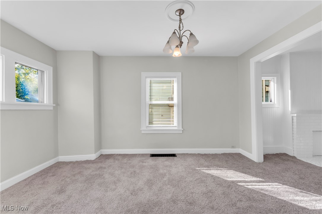 945 Nela View Road Cleveland Heights OH 44112