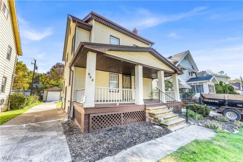 945 Nela View Road Cleveland Heights OH 44112