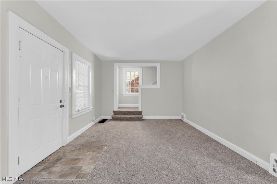 945 Nela View Road Cleveland Heights OH 44112