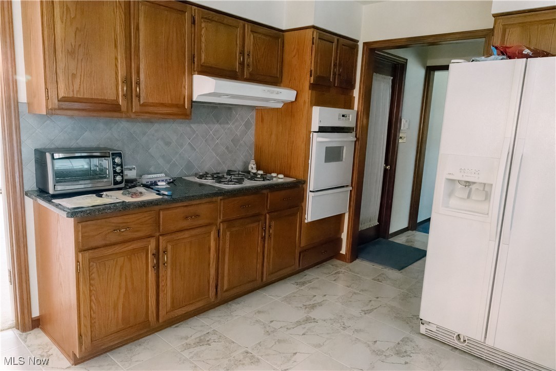 8570 Hunters Trail SE Warren OH 44484