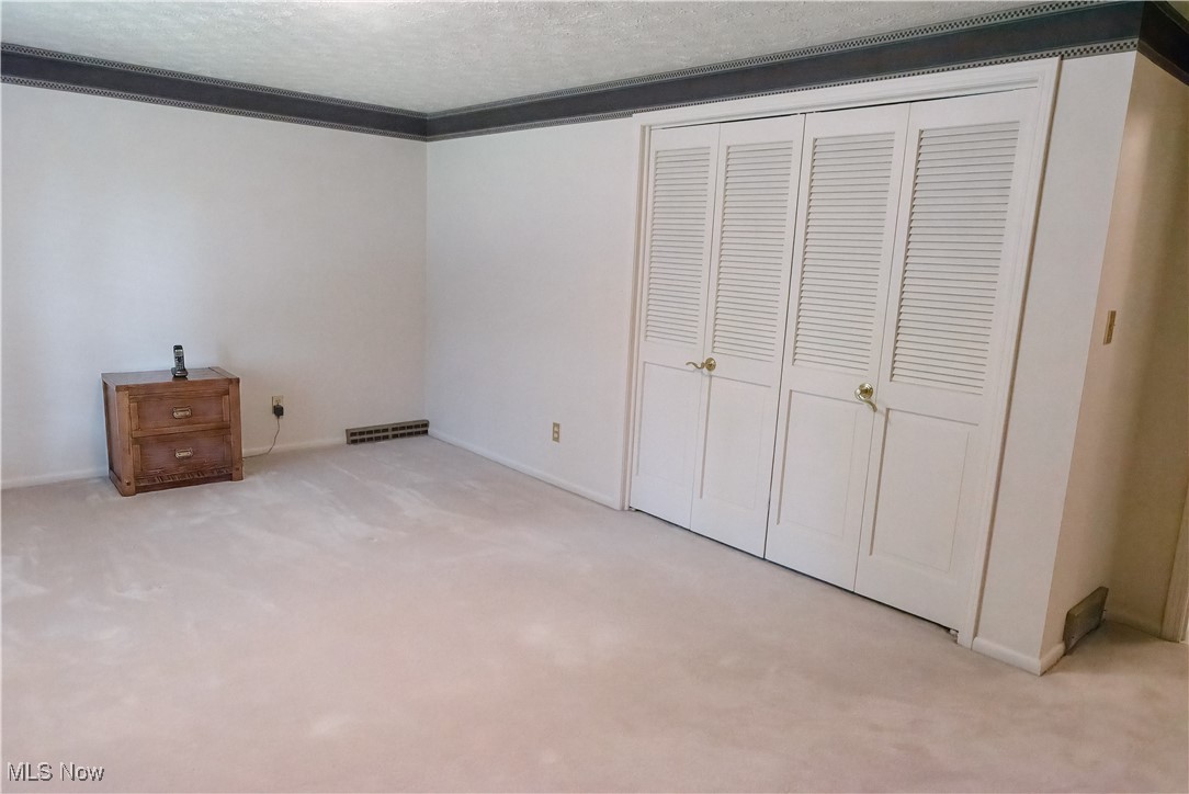 8570 Hunters Trail SE Warren OH 44484