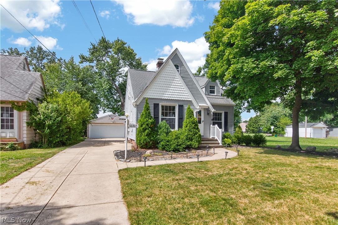 16305 Munn Road Cleveland OH 44111