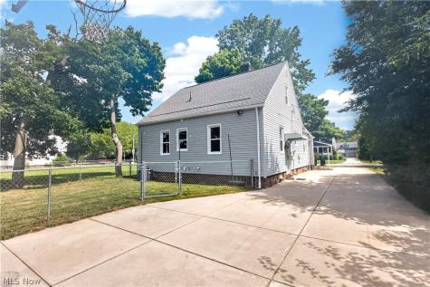 16305 Munn Road Cleveland OH 44111