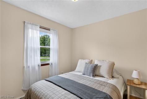 1154 Meadowbrook Avenue Alliance OH 44601