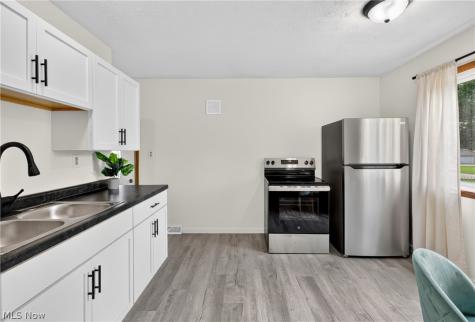 1154 Meadowbrook Avenue Alliance OH 44601