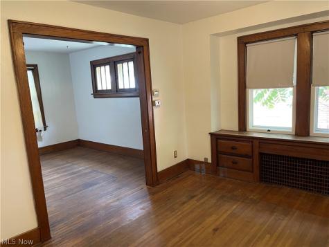 142 Emerling Avenue Akron OH 44301