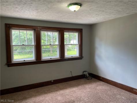 142 Emerling Avenue Akron OH 44301