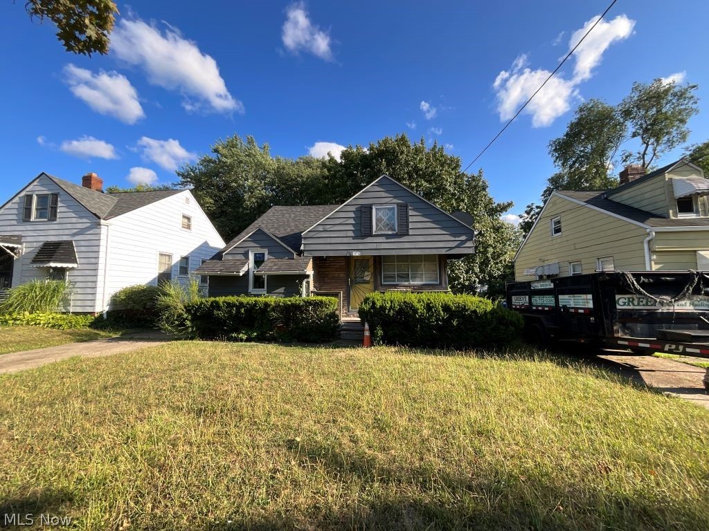 15712 Westview Avenue Cleveland OH 44128