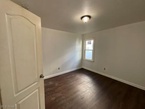 15712 Westview Avenue Cleveland OH 44128