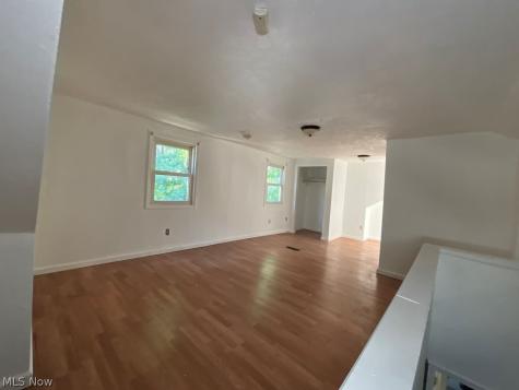 15712 Westview Avenue Cleveland OH 44128