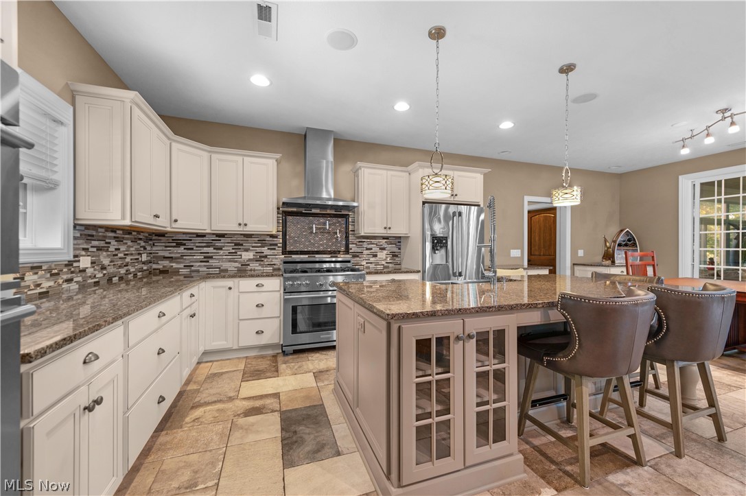 1045 N Quarry Road Amherst OH 44001