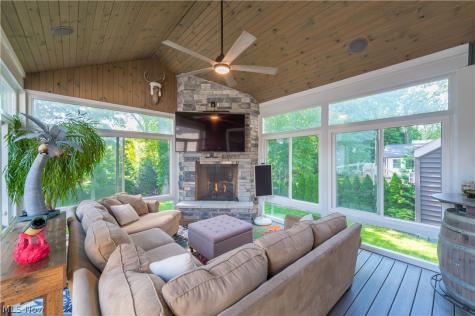 1045 N Quarry Road Amherst OH 44001