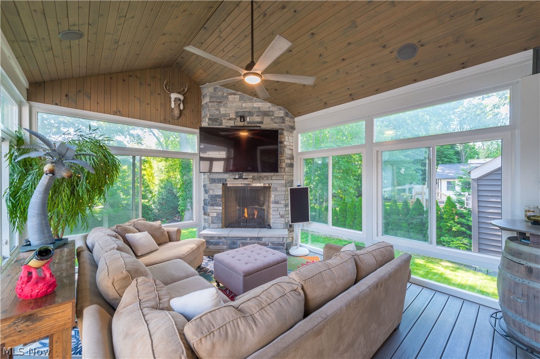 1045 N Quarry Road Amherst OH 44001